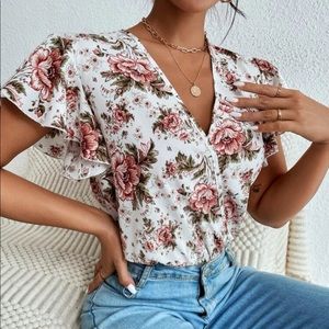 SHEIN Frenchy Floral Print Butterfly Sleeve Bodysuit